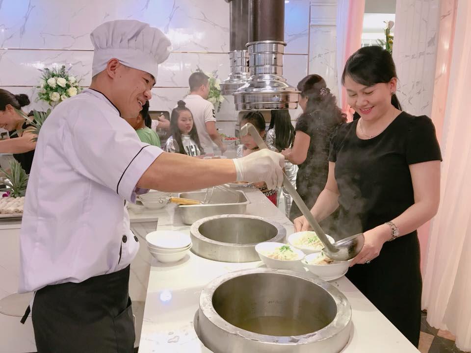 Canh Hung Palace ハイフォン エクステリア 写真